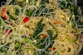 美食厨房｜凉拌蒲公英&蒲公英茶图片