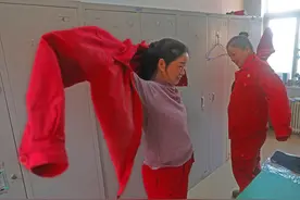 （图片故事）高温弧光为伴的电焊“花木兰” 班组图片