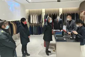 市民定制西服定金退还引矛盾，武汉市硚口区市场监管人员协调圆满解决图片