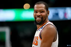 KD：能与耐克一生相伴是我莫大荣幸 做梦也没想到能合作这么久图片