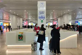 杭州东站首创交通枢纽场站“夜间公共服务”图片
