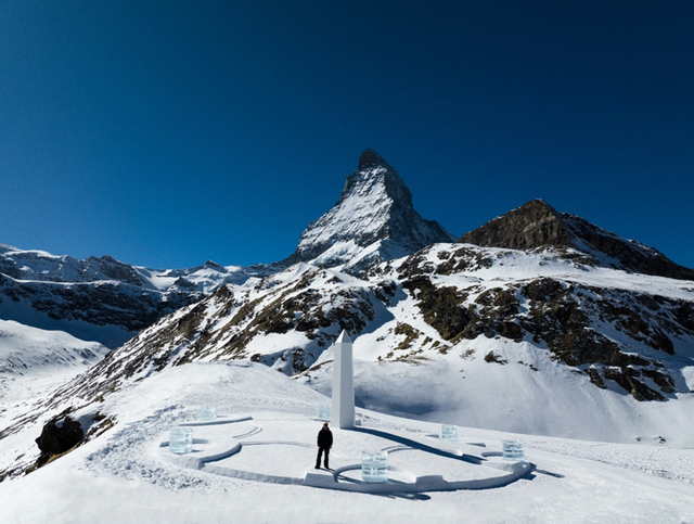 HUBLOT�����ʽ���� ���������ҵ��������������DANIEL ARSHAM�� ��Ϊ�½�Ʒ�ƴ�ʹ