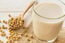 每天喝一杯豆浆的人，会收获4个好处！坚持喝的人都知道图片