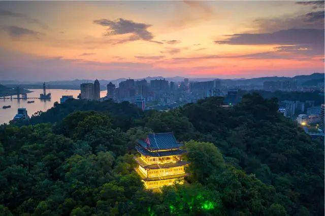 什么是大美粤桂?都藏在这些"黄金"线路里.