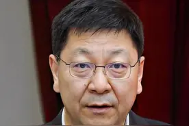 中国市长访谈录｜对话佛山市长白涛：坚持制造业当家，让民企“敢闯”图片