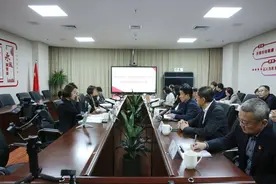 中国妇幼保健协会常务副会长于小千一行到潍坊市妇幼保健院调研图片