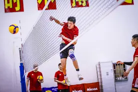 中国男排漳州集训打磨基本技术图片