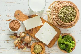 藏在身边的3种“假豆腐”，1颗黄豆都没有！别再傻傻买回家了图片