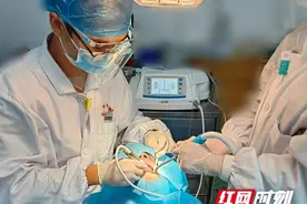 不凿、不敲！ 用微创拔牙解决患者的“拔牙恐惧”图片