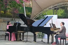 跟着音乐游云南│“琴随心动”云花协奏曲在世博园奏响图片