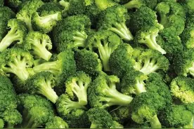 西兰花VS白菜花，旱芹VS西芹……5对蔬菜营养大PK，教你只买对的不买贵的！图片