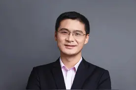 罗翔也会被盗版？“法外狂徒”被抓，涉案1.2亿图片