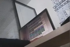 火爆直播间背后的“提线木偶”：水军操盘诱导跟风下单，一台手机操纵2万水军图片