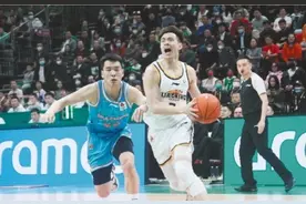 辽篮为全面振兴添动力图片