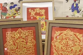 山东手造·优选日照亮相“行走百年胶济 高铁环游齐鲁”启动仪式图片