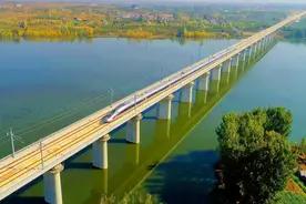 中铁十四局连续7次荣膺山东省建筑业综合实力30强企榜首图片