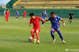国足迎来第二场热身赛 4比0大胜石家庄功夫队图片