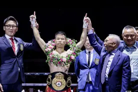 中国拳手吕斌夺得WBA超蝇量级国际金腰带图片