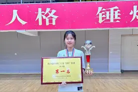 泪目！女大学生突发脑出血深陷昏迷！母亲：她还说要带我去看樱花……图片