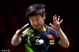 孙颖莎4-0击败王曼昱，WTT女单决赛对阵钱天一图片