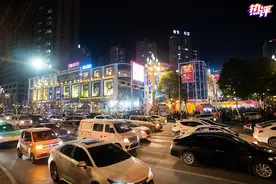 热评丨“小红包”带动“大消费” 提振消费在行动图片