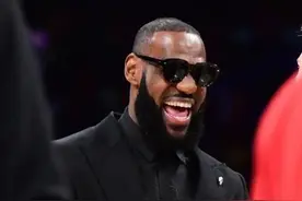 记者：施罗德说他知道詹姆斯何时复出，还提到了德国医生图片