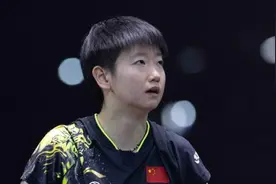 孙颖莎，三冠王！图片