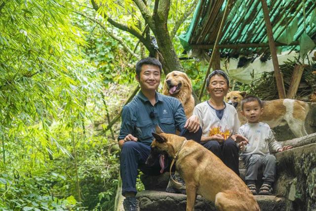4年，90后小伙记录下100多位乡村老人的笑脸