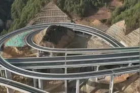 沿着高速游丽江丨宁永高速串起云南两大高原湖泊 湖光山色皆美如画卷！图片