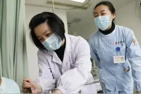 60岁！这位母亲捐髓救女儿图片