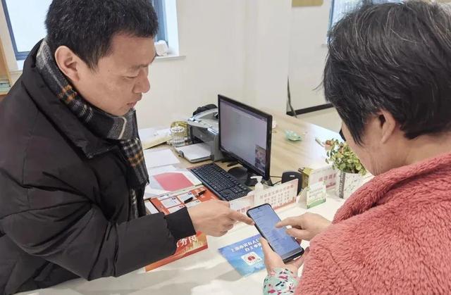 如何提升人口服务管理质效？庄行这个村这样做