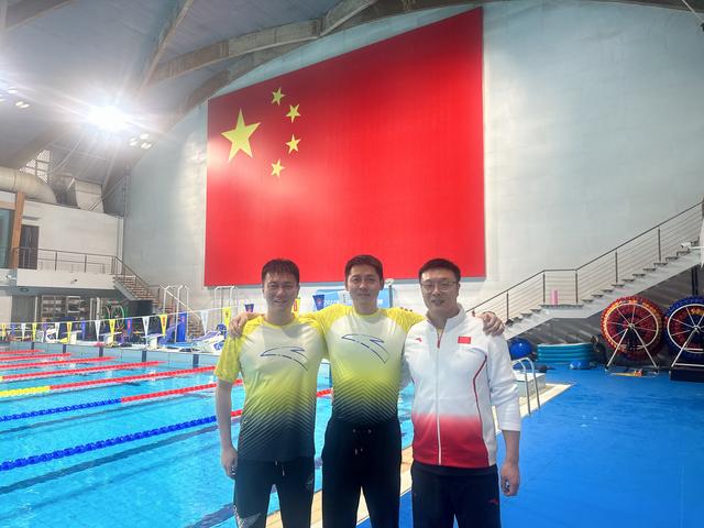 中国游泳年轻教练“抱团训练”见成效