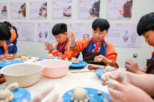 （社会）河南西裴村：绘就乡村振兴的美丽画卷