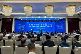 55年建设发展  昔日边陲小码头蝶变为国家西部第一大港图片