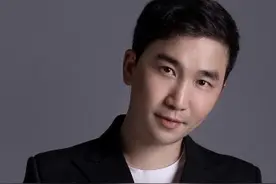 企示录｜年入10亿却口碑堪忧，盘子女人坊杨康：打碎“盘子”断舍离图片