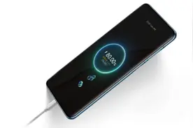 华为Mate 60标准版工程机现身？渲染图曝光、下半年发布图片