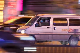 免佣4个月！货拉拉砸钱抢美团生意，骑手火速注册：“对平台没有归属感”图片