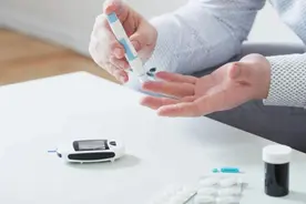 糖友要学会做血糖管理日记图片