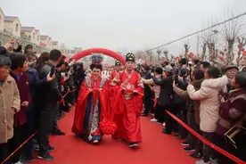 阜阳临泉：弘扬传统婚俗文化 倡导时代文明新风图片