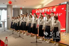 武汉市组织开展青少年儿童国家安全主题书画比赛 172幅作品获奖展出图片