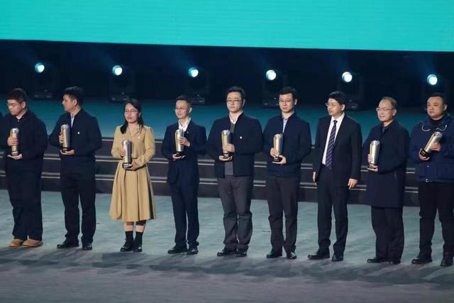 西电荣获第十三届“挑战杯”中国大学生创业计划竞赛优胜杯