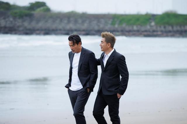 两位“杨过”同框 任贤齐新曲《我出去一下》MV邀李铭顺出演