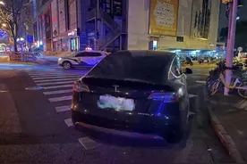 酒驾被抓后 男子“表演”吹气二十分钟？！图片