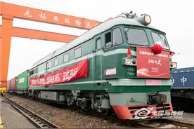 江苏无锡：1+1>2！海铁联运+中欧班列助力企业“出海”拓市场图片