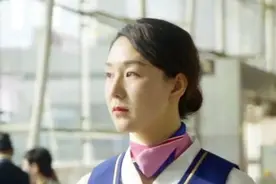 “空姐”变身特战女兵，“千面女侦察”太帅了！图片