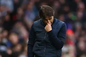 热刺与主帅孔蒂解约图片