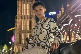 难倒GPT-4！北大“韦神”出题，深圳初二学子成功作答！图片