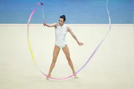 （体育）艺术体操——全国锦标赛：成年个人带操决赛赛况图片