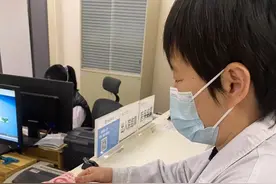 医患温情：让红包巧变住院费，恪尽职守显医德图片