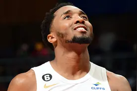 米切尔赛季第十次砍下40+ 与詹姆斯并列骑士队史第一图片